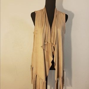beautiful vest with fringes